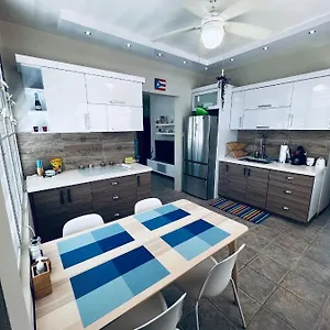  Apartment 2-br Modern Oceanfront Steps From Playa Sucia