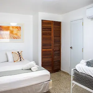  Apartment Ocean Village At Combate